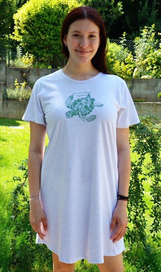 Ženska noćna košulja s kratkim rukavima Kornjača