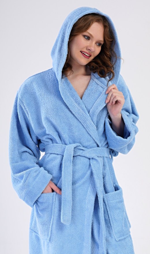 Ženski dugi ogrtač s kapuljačom Plavasek - Ženske duge kućne haljine